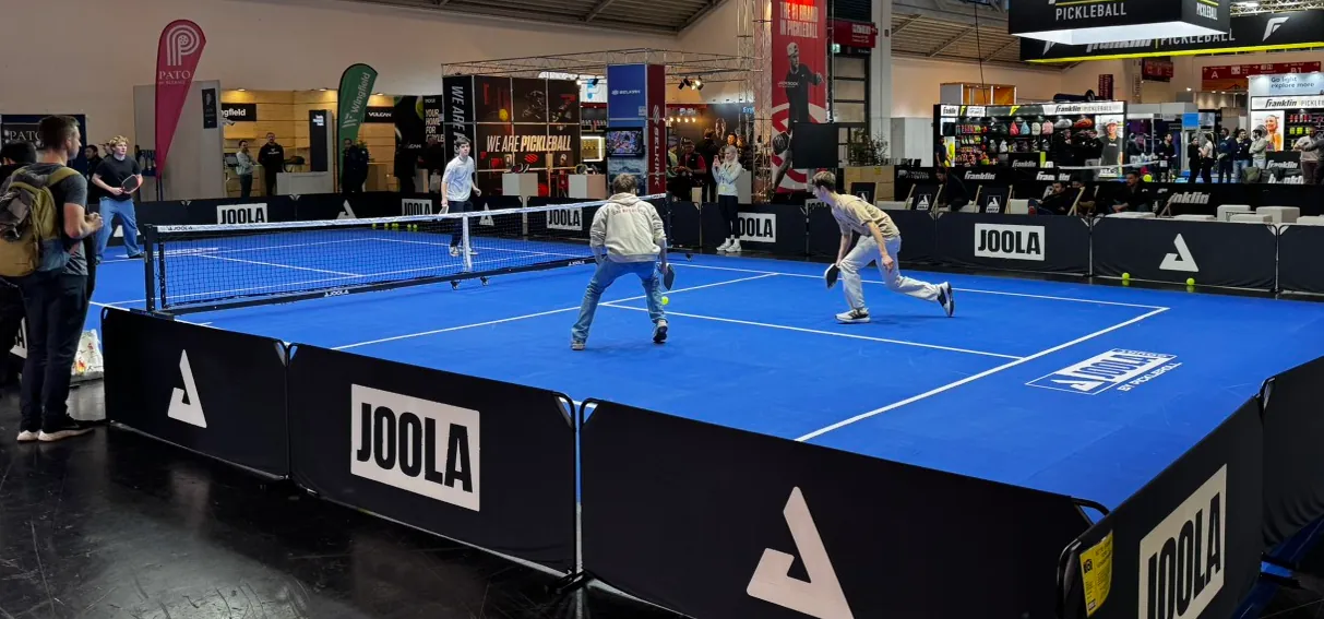 Professional JOOLA pickleball court installed by PSC